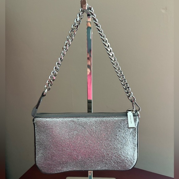 Michael Kors Jet Set Bag in Metallic Silver Leather - Picture 16 of 16